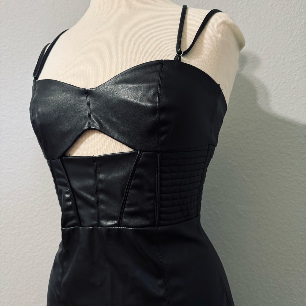 Zara Bloggers Fav Topstitched Faux Leather Midi Slit Christmas CutOut Dress Sz M - Picture 12 of 17